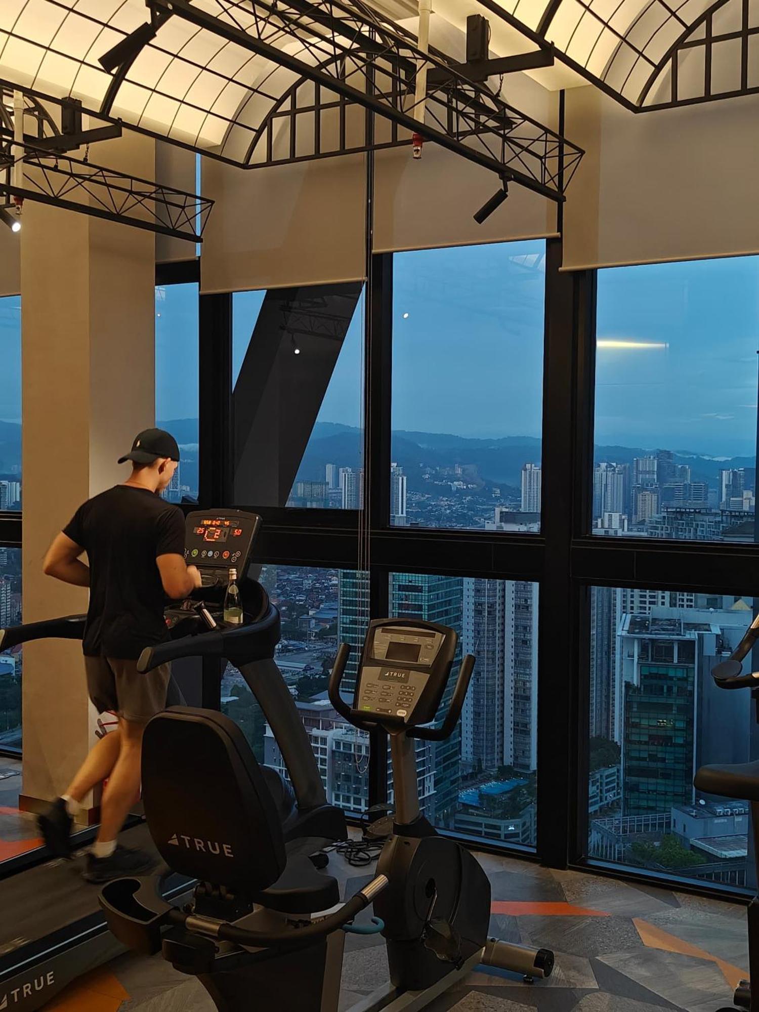 Scarletz Suites Twin Tower Klcc Kuala Lumpur By Okidoki Kültér fotó
