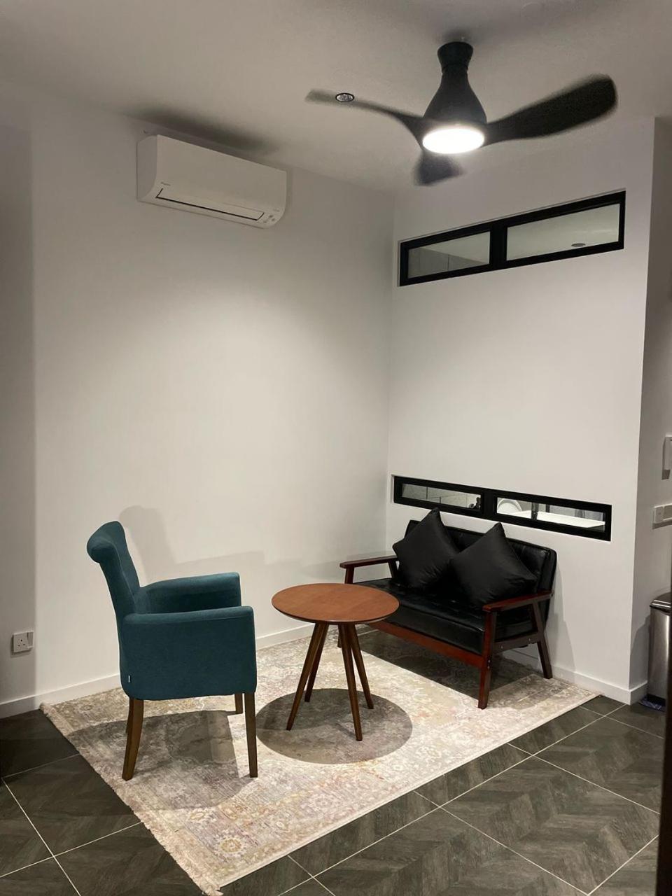Scarletz Suites Twin Tower Klcc Kuala Lumpur By Okidoki Kültér fotó