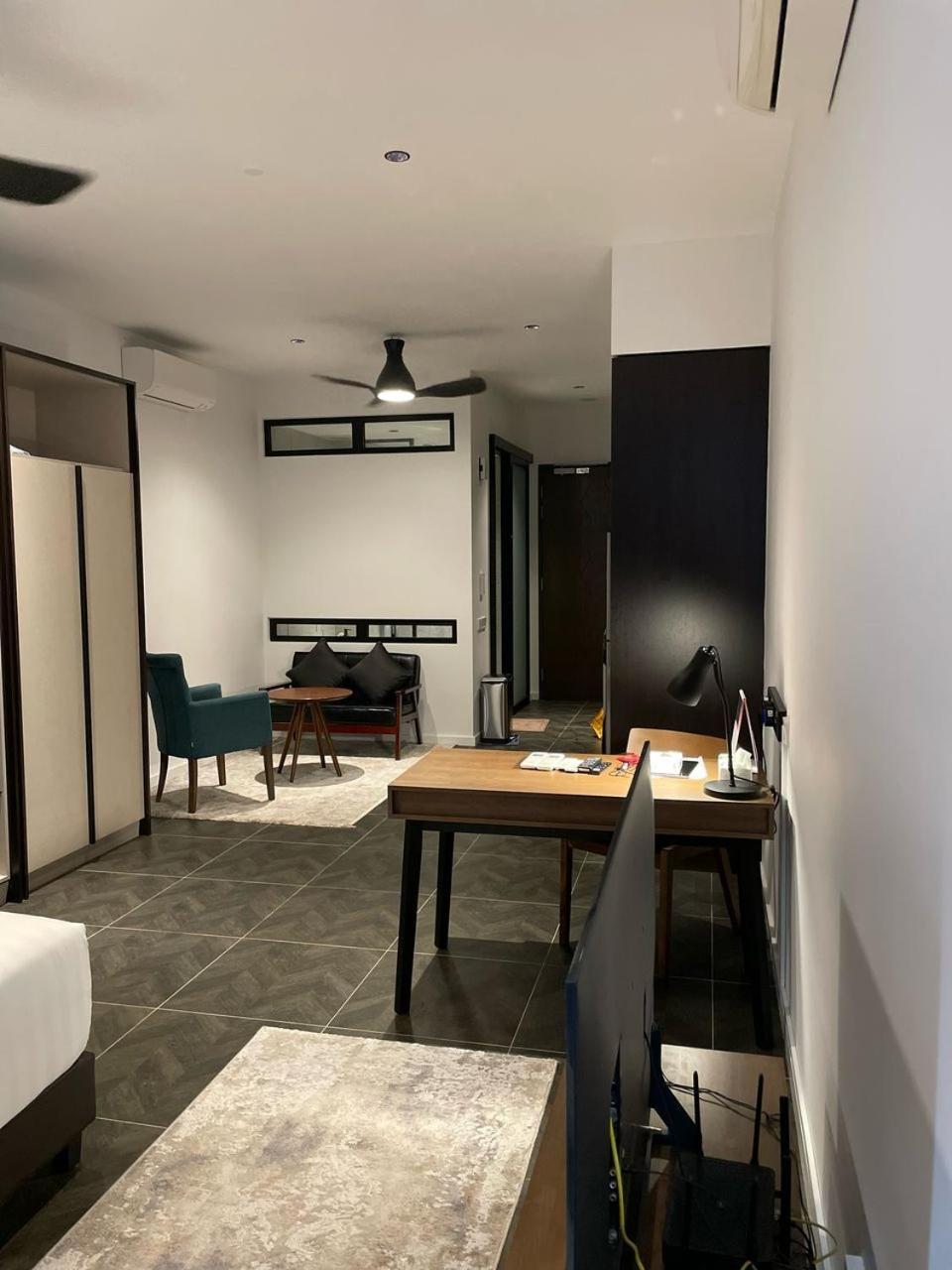Scarletz Suites Twin Tower Klcc Kuala Lumpur By Okidoki Kültér fotó